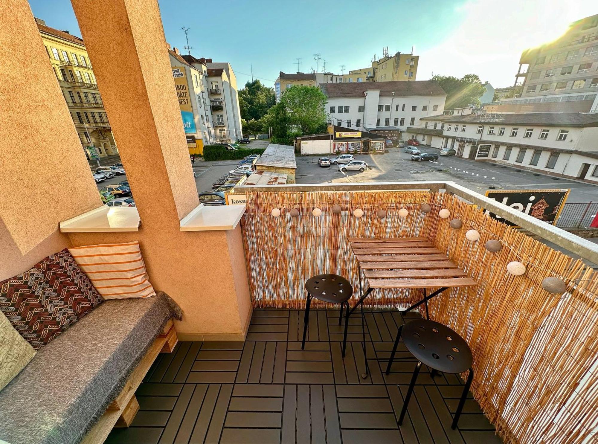 ברנו Bright And Central Suite With A Balcony מראה חיצוני תמונה